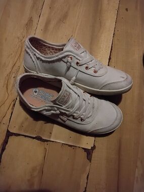 Skechers Bobs White Canvas Sneakers with Rose Gold Eyelets